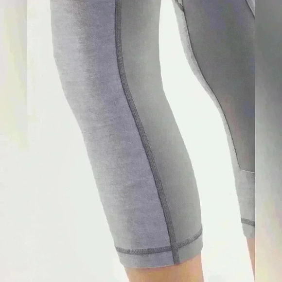 Lululemon Polocrosse Crop *Denim size 4 
Fossil White Slub Denim / Fossil - Picture 8 of 16